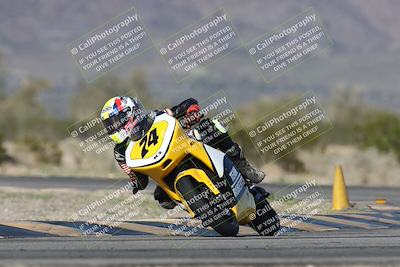 media/Jan-15-2026-Racers Edge (Thu) [[dfebeb70ab]]/2-A Group/Session 5 (Turn 5)/